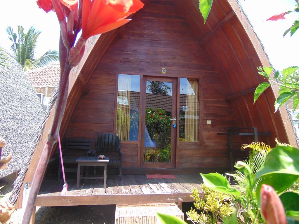 Brother Bungalow Gili Trawangan Exterior photo