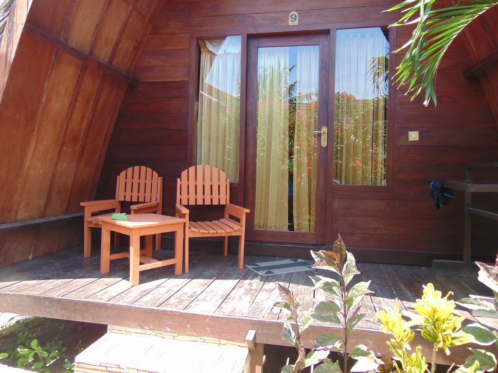Brother Bungalow Gili Trawangan Exterior photo